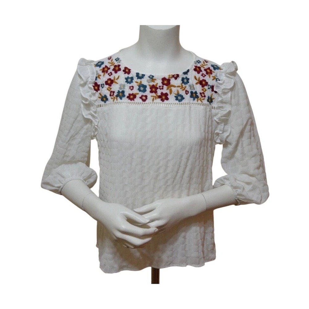 Cottagecore Boho floral embroidered blouse flowy XS white Milkmaid Ruffles Bella